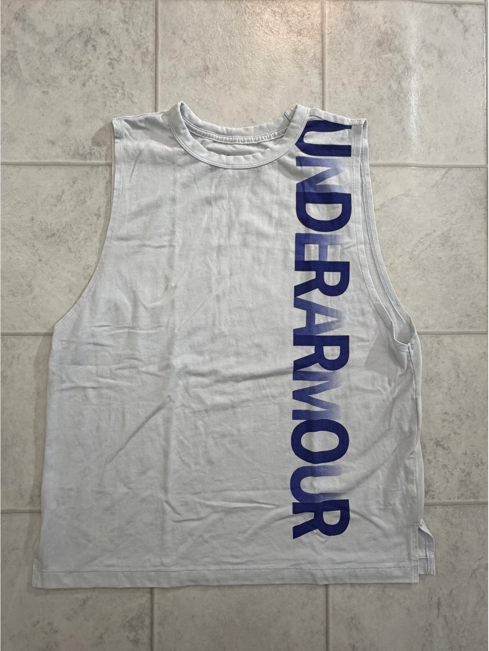 Under Armour white sleeveless athletic top size MD
